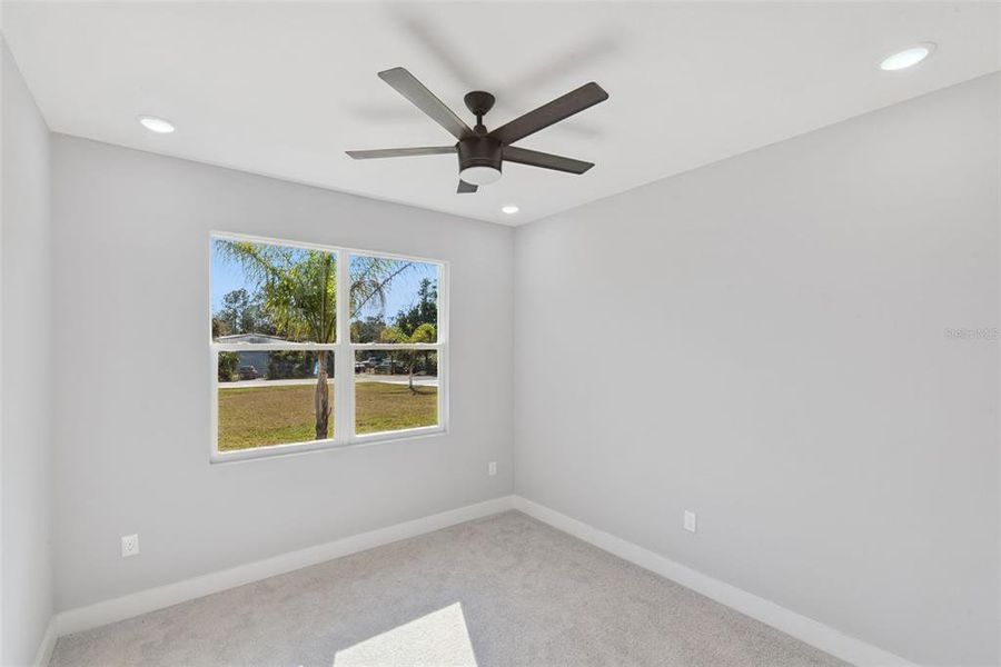 Spacious, unfurnished interior of a new home in , Eustis (Image 26).