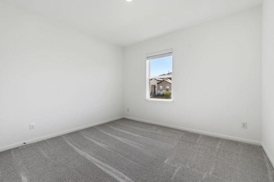 Spacious, unfurnished interior of a new home in Emory Crossing 50s, Hutto (Image 13).