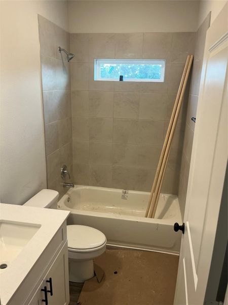 Image 8 of a home in .