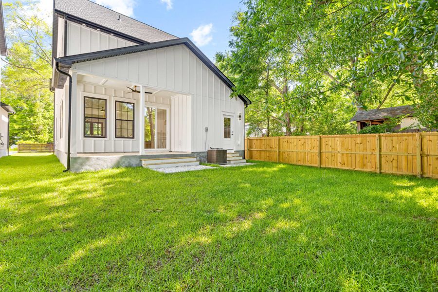 Exterior details and patio area of a home in , North Charleston (Image 31).