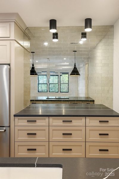 Certain images have been virtually staged or digitally modified to demonstrate potential layout, furnishings, or finishes. These images are for illustrative purposes only and do not represent current furnishings or completed construction