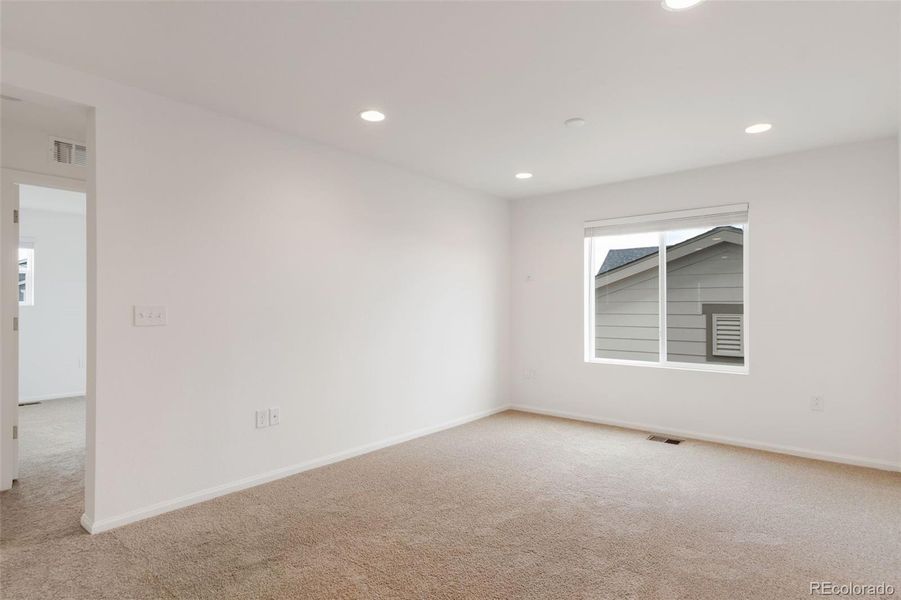 Spacious, unfurnished interior of a new home in , Brighton (Image 37).