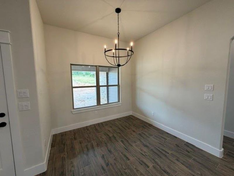 Spacious, unfurnished interior of a new home in , Reno (Image 16).