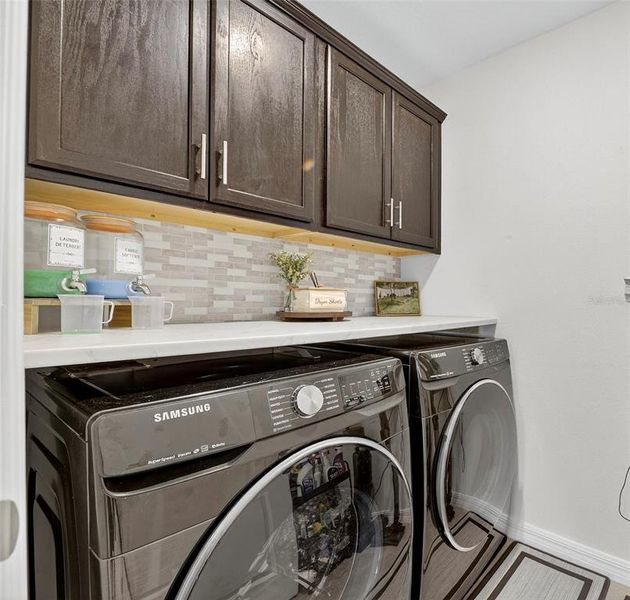 Close-up of interior finishes inside a home in North Park Isle, Plant City (Image 20).