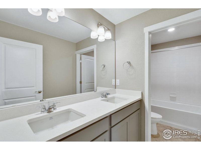 Furnished interior view inside a new home in Settlers Crossing, Commerce City (Image 5).
