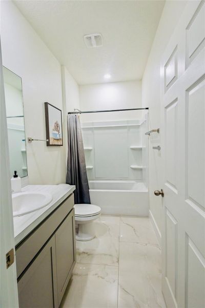 Image 33 of a home in .