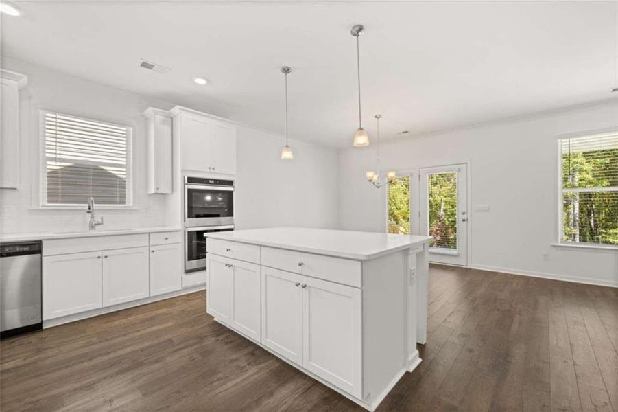 Furnished interior view inside a new home in Water Oak Estates, Lawrenceville (Image 6). Furnished interior view inside a new home in Water Oak Estates, Lawrenceville (Image 6).