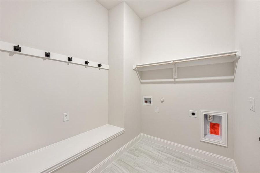 Spacious, unfurnished interior of a new home in Willow Wood, McKinney (Image 19). Spacious, unfurnished interior of a new home in Willow Wood, McKinney (Image 19).