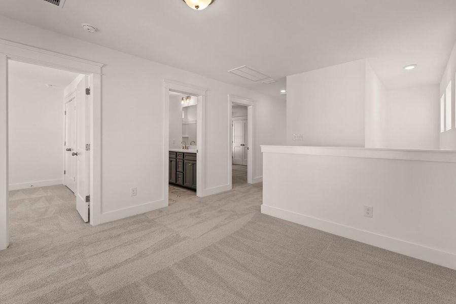 Spacious, unfurnished interior of a new home in Church Creek Landing, Charleston (Image 11). Spacious, unfurnished interior of a new home in Church Creek Landing, Charleston (Image 11).