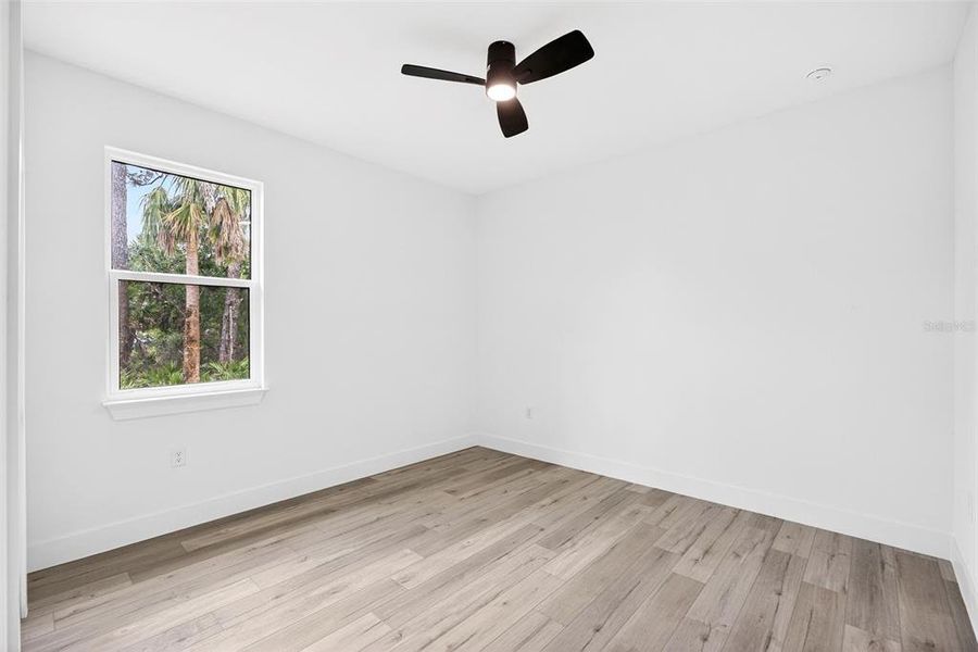 Spacious, unfurnished interior of a new home in , North Port (Image 27).