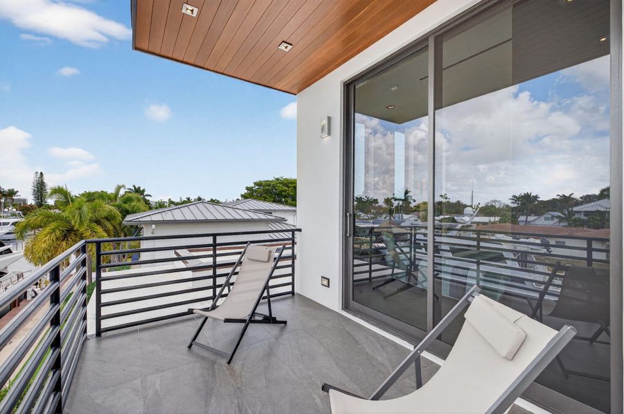 86-web-or-mls-699A2346