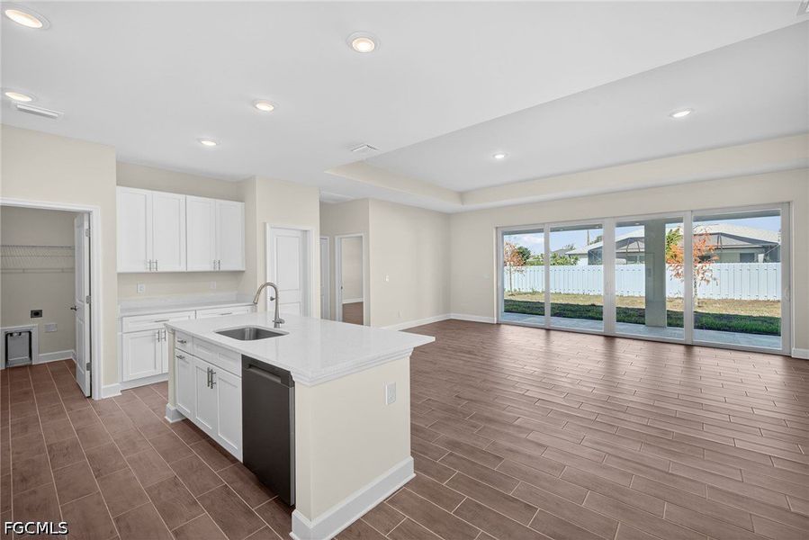 Furnished interior view inside a new home in Cape Coral, Cape Coral (Image 11).