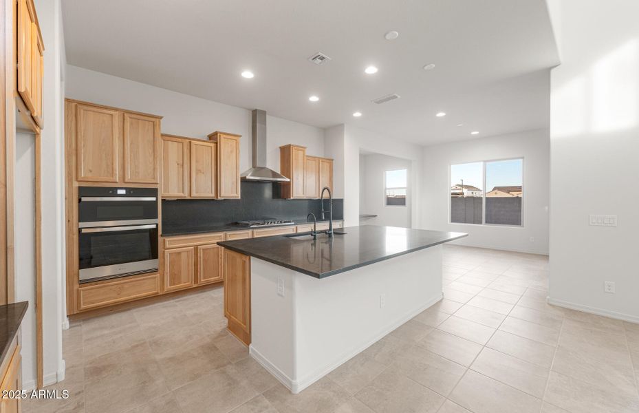 Kitchen/Cafe Kitchen/Cafe