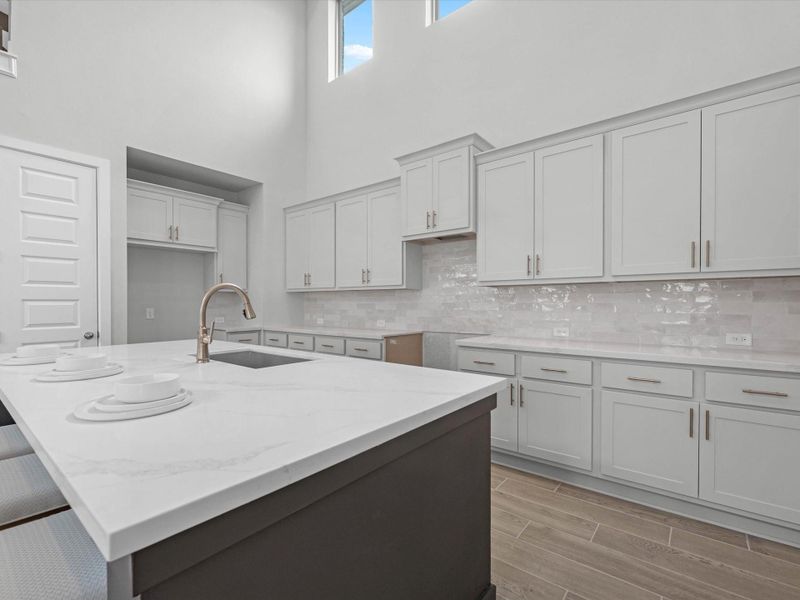 Representative image. Features, specifications, selections and colors may vary.