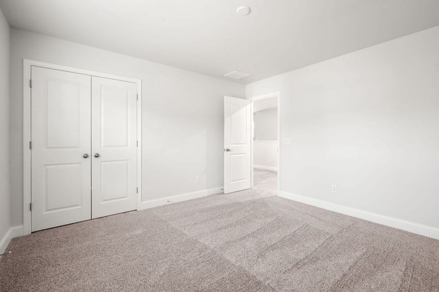Spacious, unfurnished interior of a new home in Carriage Estates, Lexington (Image 41).