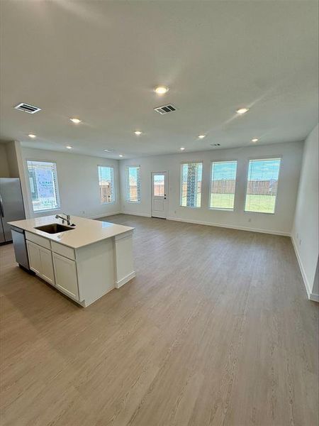 Spacious, unfurnished interior of a new home in Legacy Hills, Celina (Image 5). Spacious, unfurnished interior of a new home in Legacy Hills, Celina (Image 5).