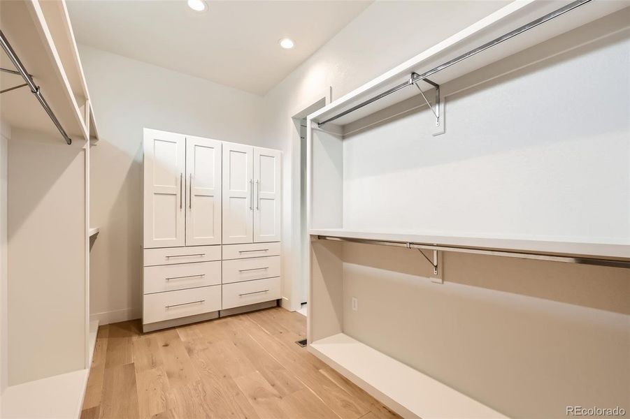 Spacious, unfurnished interior of a new home in , Parker (Image 46).