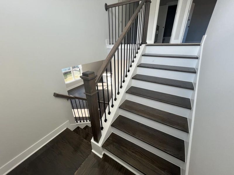 Spacious, unfurnished interior of a new home in Red Bird Manor, Jefferson (Image 24).