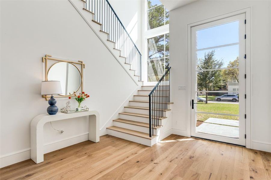 Furnished interior view inside a new home in , Dallas (Image 19).