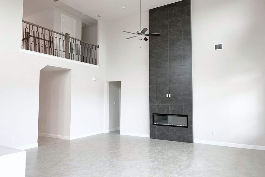 Spacious, unfurnished interior of a new home in Enclave At Cele, Pflugerville (Image 15).