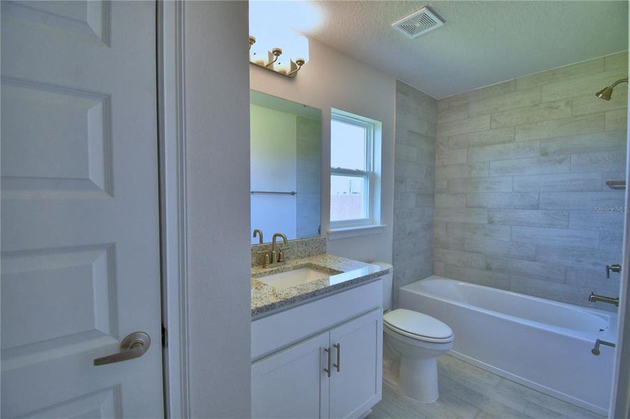 Furnished interior view inside a new home in Lake Juliana Estates, Auburndale (Image 8). Furnished interior view inside a new home in Lake Juliana Estates, Auburndale (Image 8).