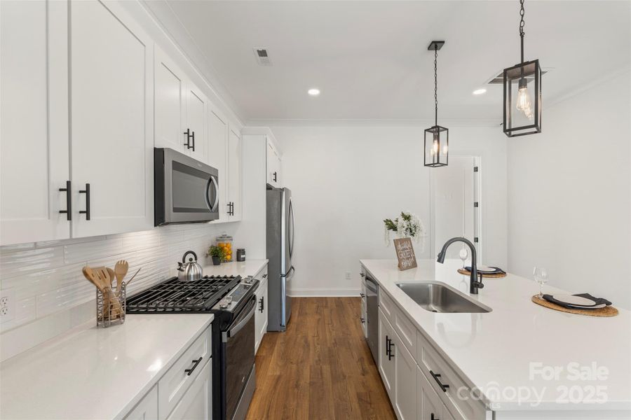 Furnished interior view inside a new home in , Kannapolis (Image 4).