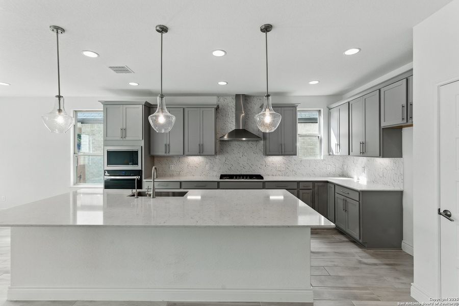 Furnished interior view inside a new home in Bison Ridge, San Antonio (Image 9). Furnished interior view inside a new home in Bison Ridge, San Antonio (Image 9).