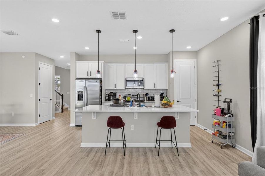 Furnished interior view inside a new home in , Apollo Beach (Image 61).