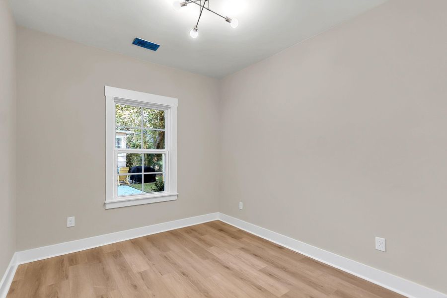 Spacious, unfurnished interior of a new home in , Charleston (Image 33). Spacious, unfurnished interior of a new home in , Charleston (Image 33).