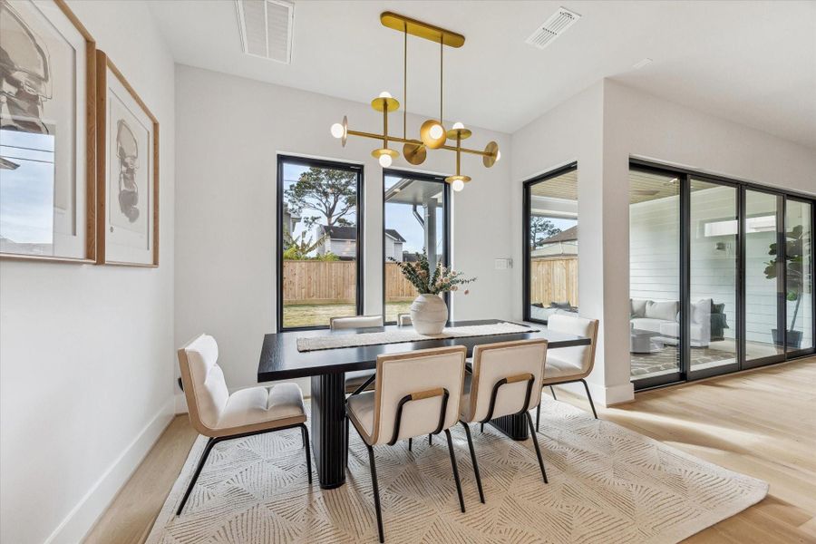 Breakfast area right off kitchen.