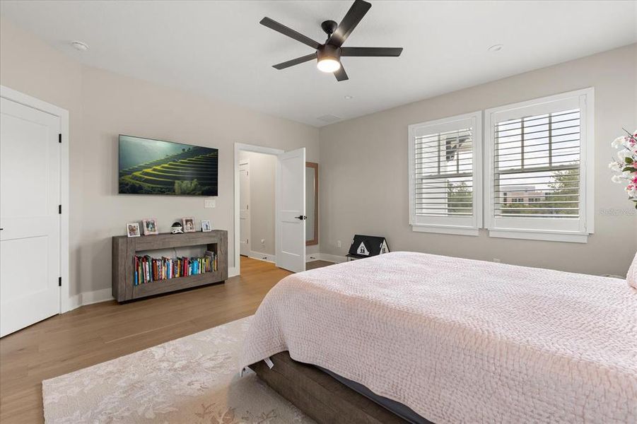 Furnished interior view inside a new home in , Winter Park (Image 42).