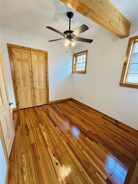 Spacious, unfurnished interior of a new home in , Gainesville (Image 36).