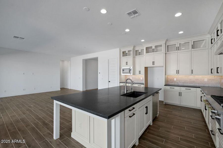 11651 N 169TH Avenue - Ready Now 11651 N 169TH Avenue - Ready Now