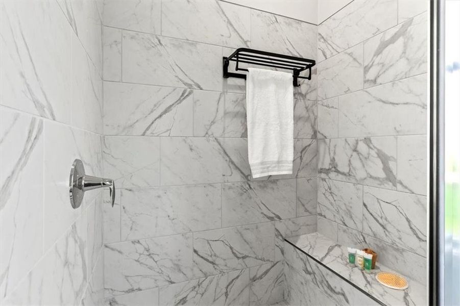 Image 29 of a home in Edgewater.