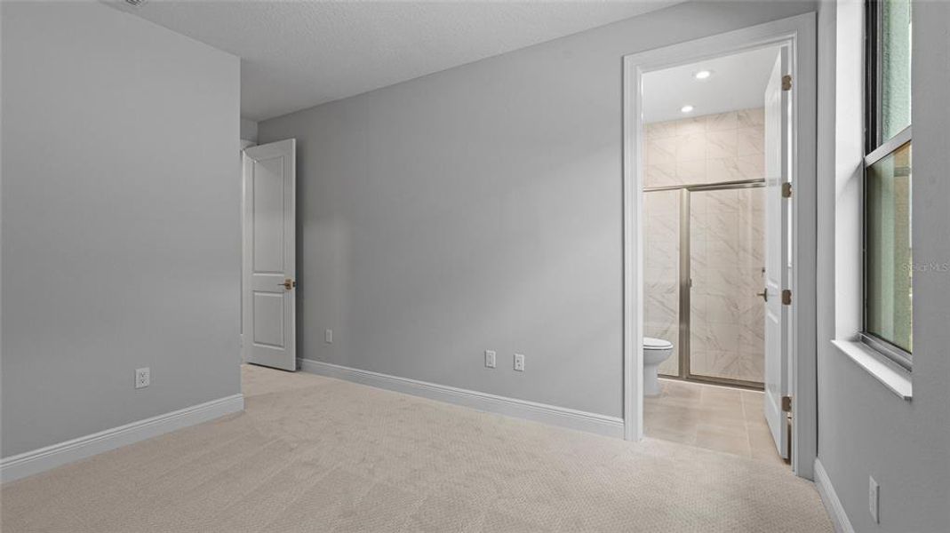 Spacious, unfurnished interior of a new home in Woodland Preserve, Parrish (Image 22).