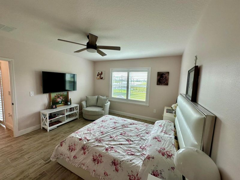 Furnished interior view inside a new home in , Port St. Lucie (Image 47).