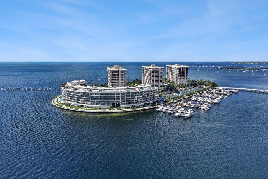 Condo located in Miami, FL showcasing its design and architecture (Image 29).