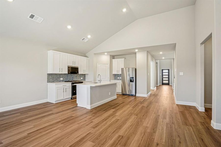 Photo is not of the actual home, but is an inspirational photo of builder’s model home and may depict options, furnishings, and/or decorator features that are not included.