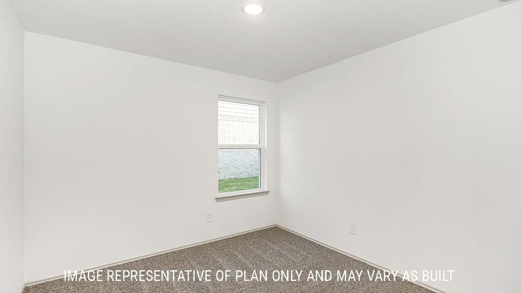 Spacious, unfurnished interior of a new home in Reserve at Mallard Lakes, Orange (Image 17).