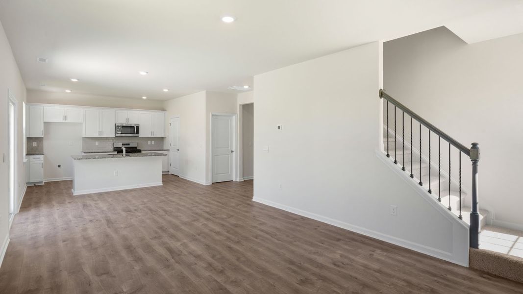 Spacious, unfurnished interior of a new home in Middleton, Greensboro (Image 17).