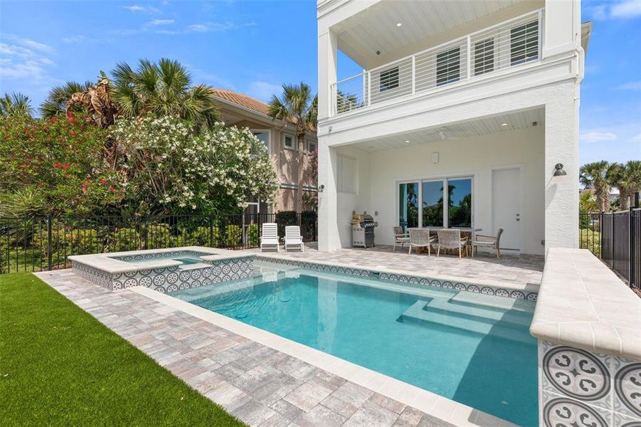 Exterior details and patio area of a home in , Palm Coast (Image 35).