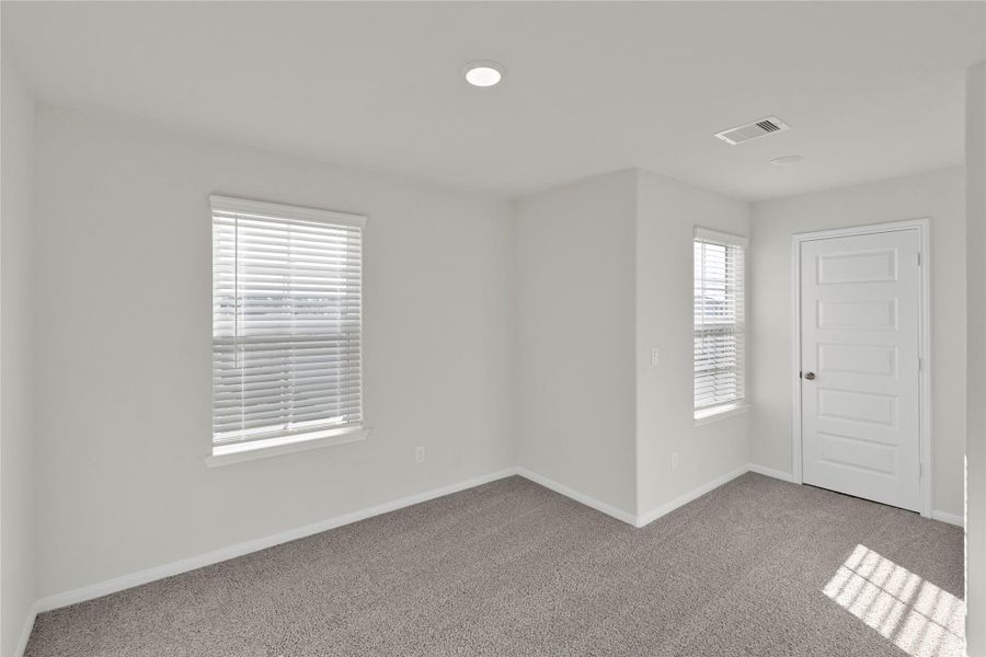 Spacious, unfurnished interior of a new home in , Magnolia (Image 23).