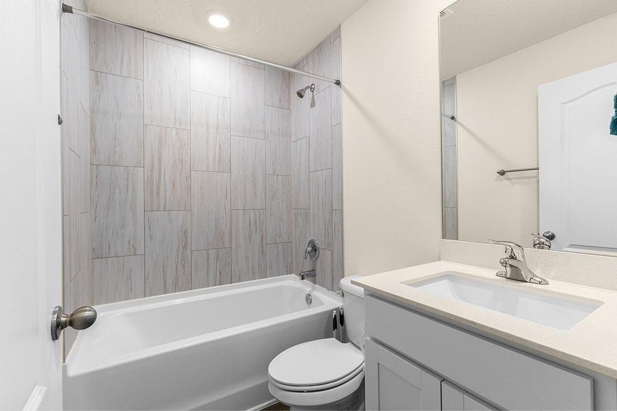 8275-105th-Ct-HigMedia-030-1280