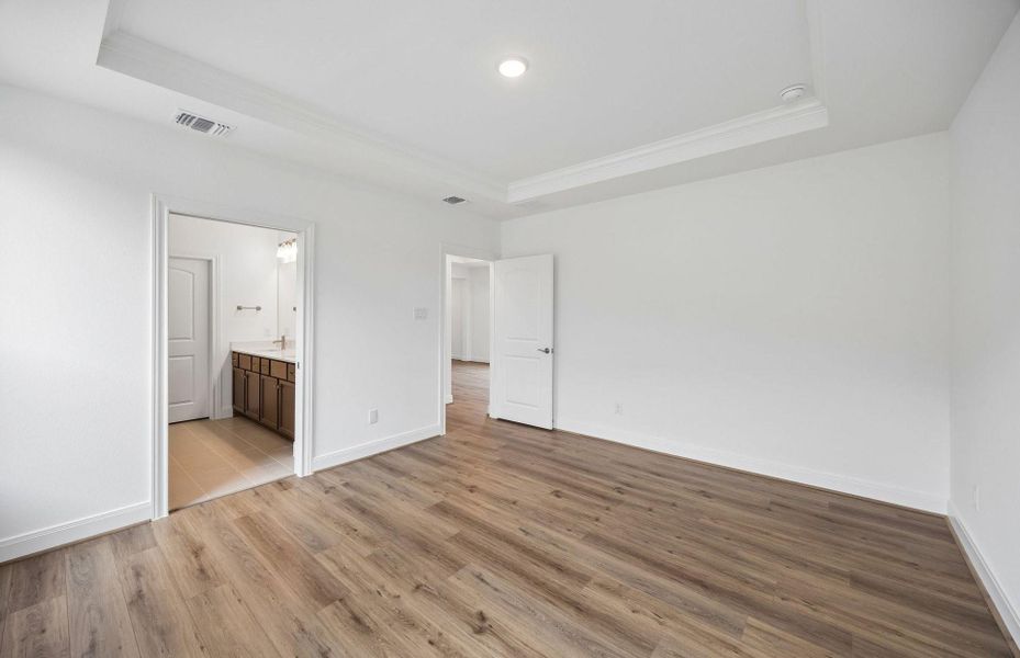 Spacious, unfurnished interior of a new home in Del Webb in Chambers Creek, Willis (Image 17). Spacious, unfurnished interior of a new home in Del Webb in Chambers Creek, Willis (Image 17).