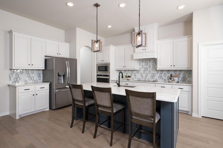 Kitchen | Concept 2464 at Villages of Walnut Grove in Midlothian, TX by Landsea Homes