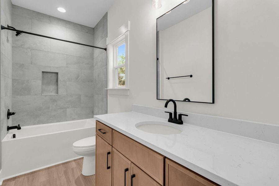 Furnished interior view inside a new home in , Charleston (Image 18).