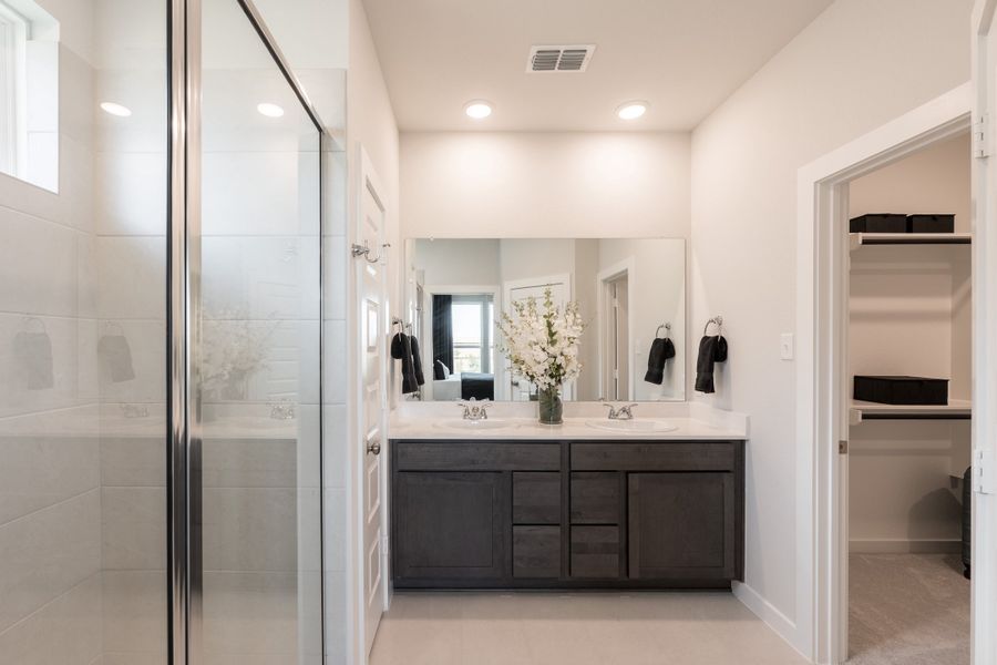 Representative furnished interior of a home built from the Primrose by Tri Pointe Homes in Mason Woods, Cypress (Image 17). Representative furnished interior of a home built from the Primrose by Tri Pointe Homes in Mason Woods, Cypress (Image 17).