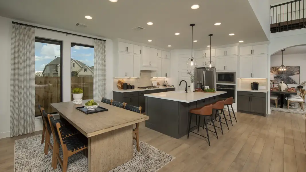 Representative furnished interior of a home built from the 3399W by Perry Homes in Briarley, Montgomery (Image 43).
