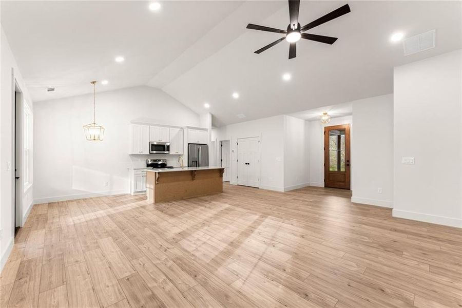 Spacious, unfurnished interior of a new home in , Cleveland (Image 22).