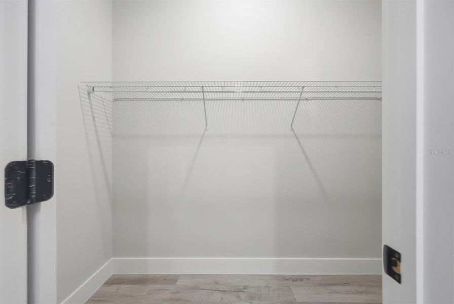 Spacious, unfurnished interior of a new home in , Ocala (Image 20).